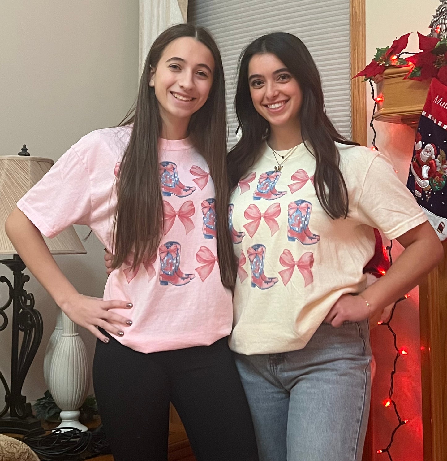 Bow & boot tee pink
